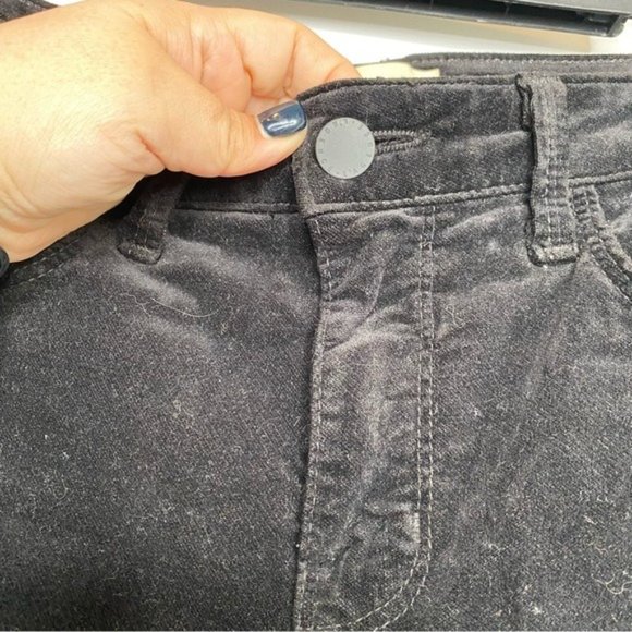 L’AGENCE Margot High Rise Corduroy Skinny Jeans in Lead Black - Picture 4 of 9